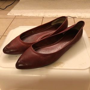 Frye Regina flat